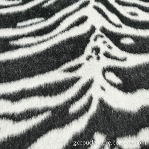 Woolen  animal pattern  jacquard  fabric